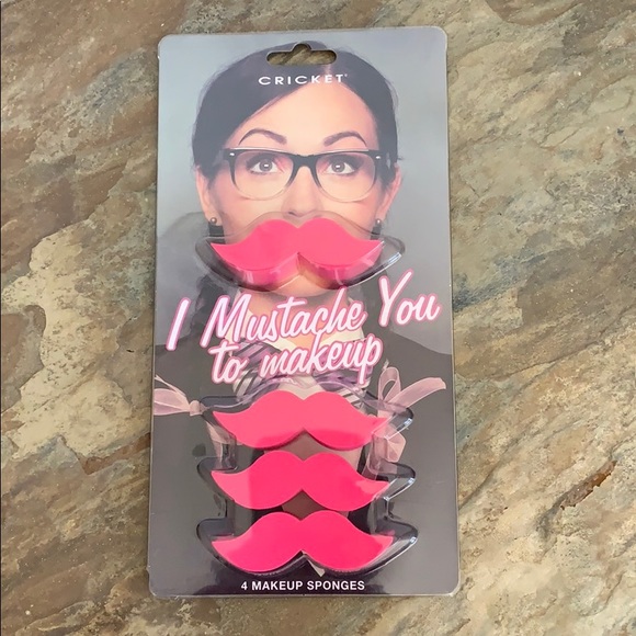 NIP Cricket I Mustache You To Makeup 4 Sponges - Picture 1 of 4